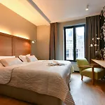 The Bank Hotel 3*