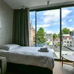 Hotel The Bank 3*