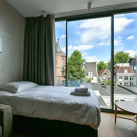 Hotel The Bank 3*