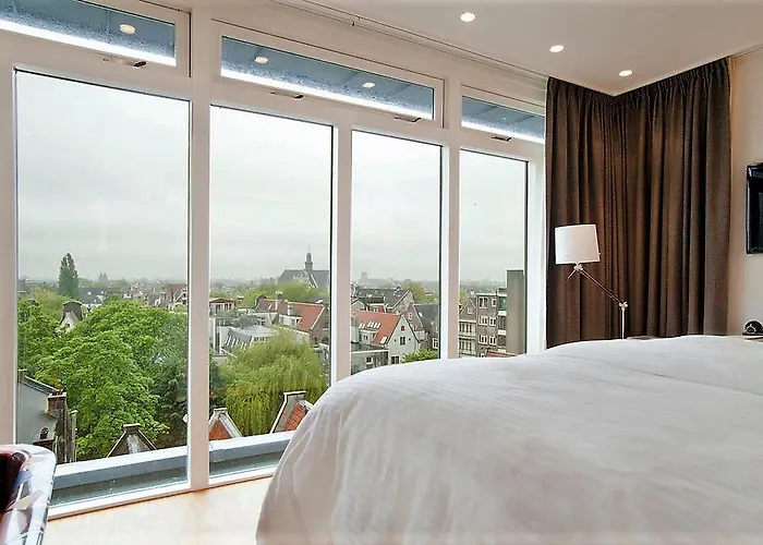 The Bank Hotel Ámsterdam